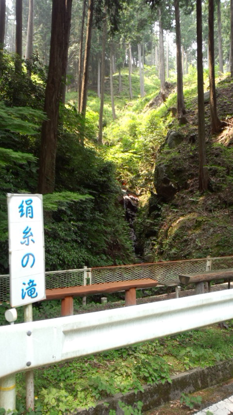 油山 絹糸の滝
